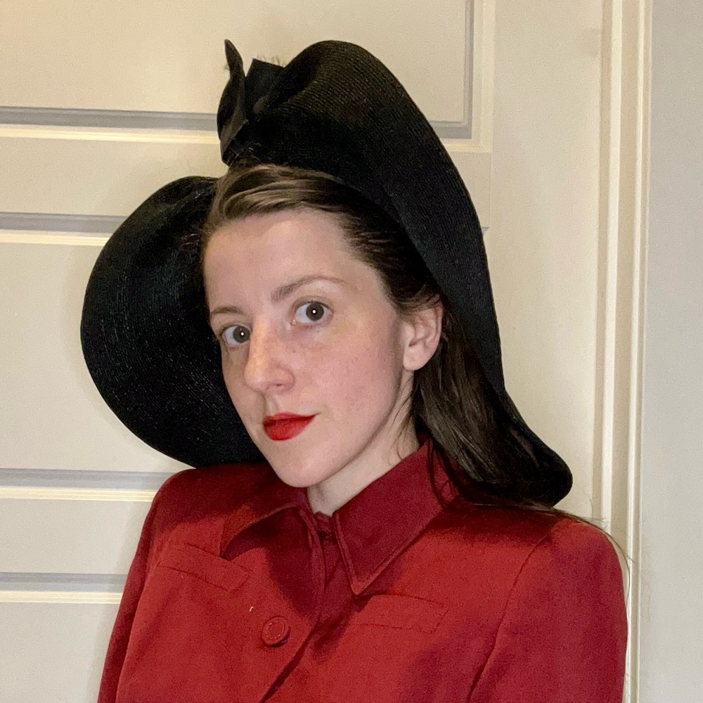 Elegant Black hat 1940s